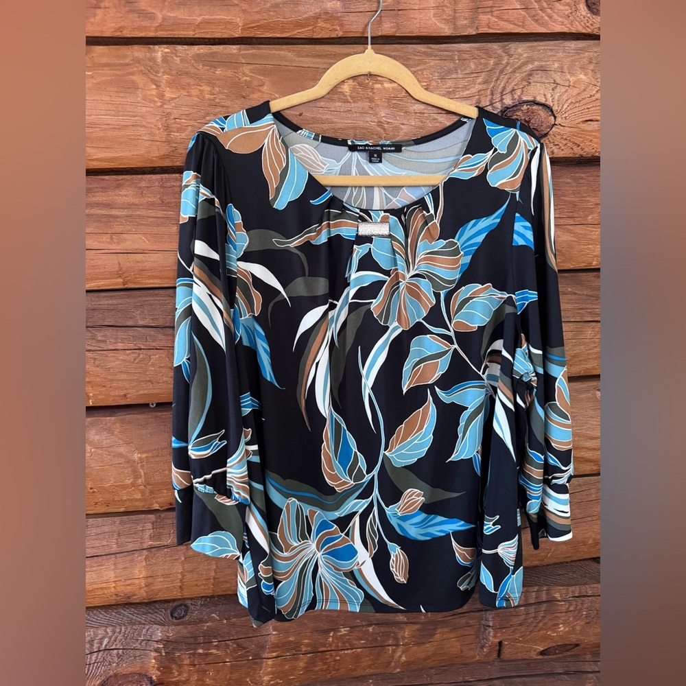Zac & Rachel size 1x Black Blouse with Blue and Brown Floral Leaf Print